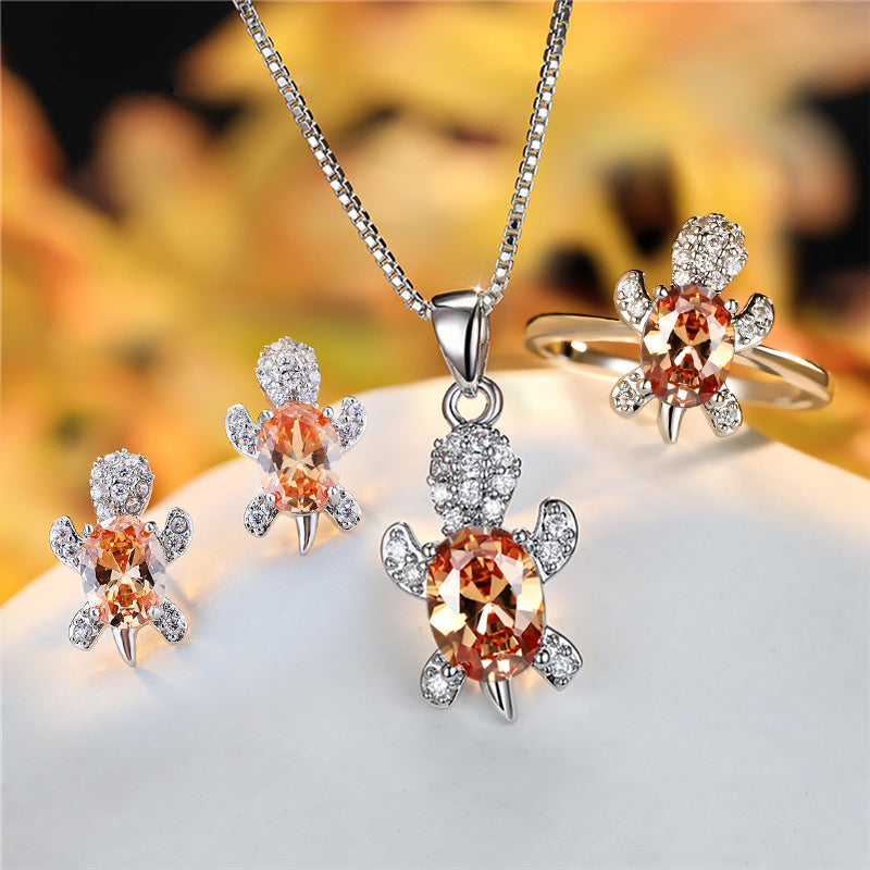 Fashion Oval Zircon Pendant Turtle Shape Necklaces With Rainbow Stone