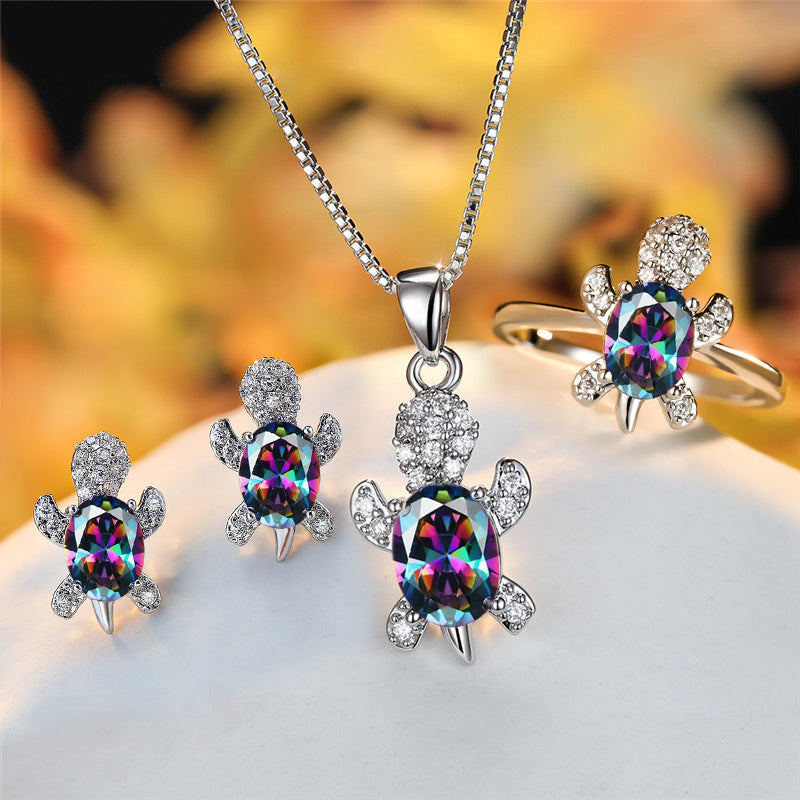 Fashion Oval Zircon Pendant Turtle Shape Necklaces With Rainbow Stone